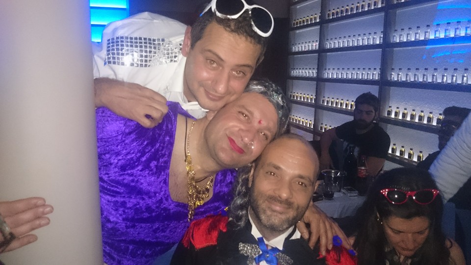 Αμετανόητος... καρναβαλιστής ο Αχαιός βουλευτής!