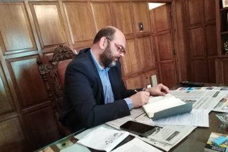 Test drive σε ηλεκτρικό πατίνι για τον Ιάσωνα Φωτήλα! ΦΩΤΟ