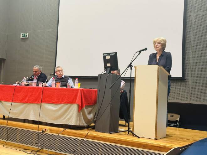 Παρουσιάστηκε στην Πάτρα το βιβλίο του Ευκλείδη Τσακαλώτου - Ομιλήτρια η Σία Αναγνωστοπούλου