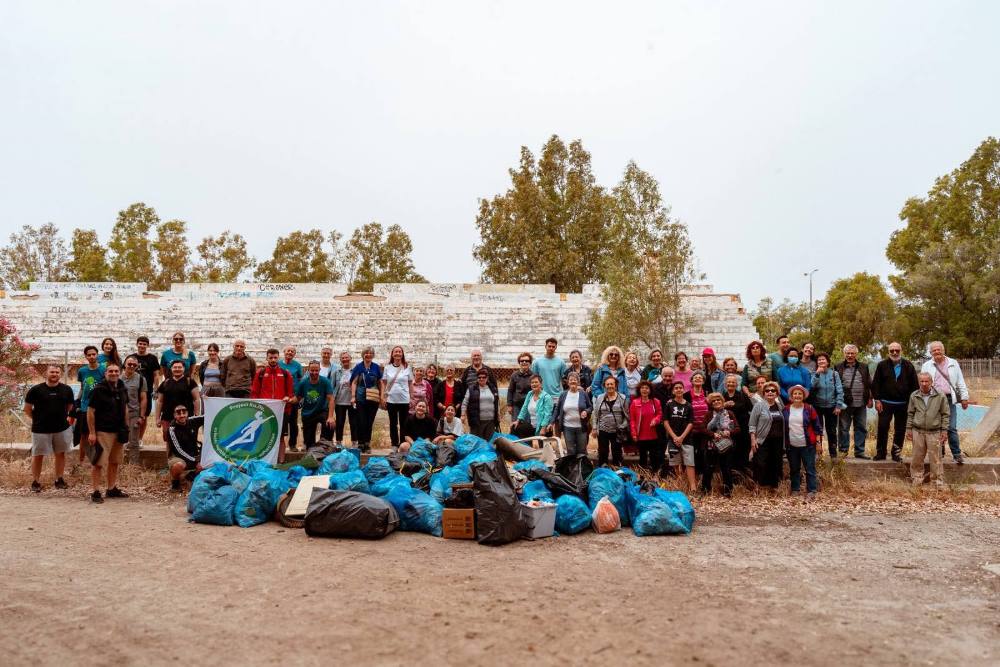 Συμβολική δράση καθαρισμού στην Πλαζ