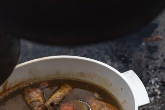 Φραγκόκοτα με μανιτάρια