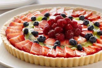 Τάρτα με φρούτα και τυρί κρέμα
