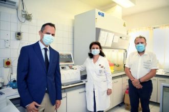 ΕΛΠΕ: Νέα Δωρεά 3.000 τεστ και συστήματος διάγνωσης COVID-19 στο Θριάσιο Νοσοκομείο - ΦΩΤΟ