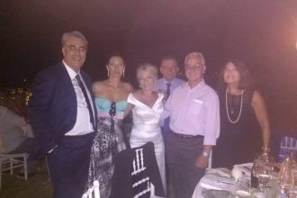 Ποιους είδαμε στον γάμο του Δ. Μπαρμπούνη και της Ελ. Ασημακοπούλου - ΦΩΤΟ