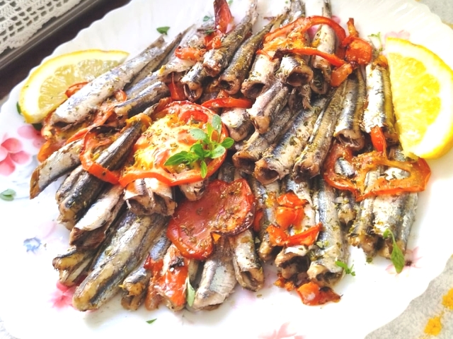 Γαύρος με ντομάτα