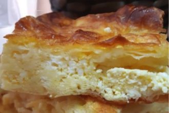 Πανεύκολη, «τσαλακωτή» τυρόπιτα