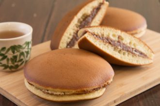 Συνταγή για ονειρεμένα pancake γεμιστά με πραλίνα