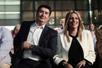 Φώφη Γεννηματά: «Βράχος» στην μάχη της με τον καρκίνο ο Ανδρέας Τσούνης