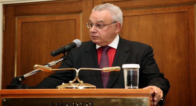 Υπάρχει αριστερά και ποιά ειναι;