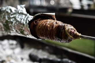 Ελλάδα - Τουρκία: Μάχη για το κοκορέτσι!