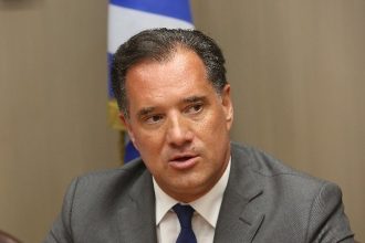 Γεωργιάδης για Κασσελάκη: «Μας το παίζει κομάντο με… 15 μέρες θητεία»