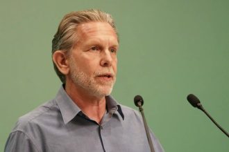 Παύλος Γερουλάνος: «Οι προτάσεις του ΠΑΣΟΚ αφορούν ανθρώπους»