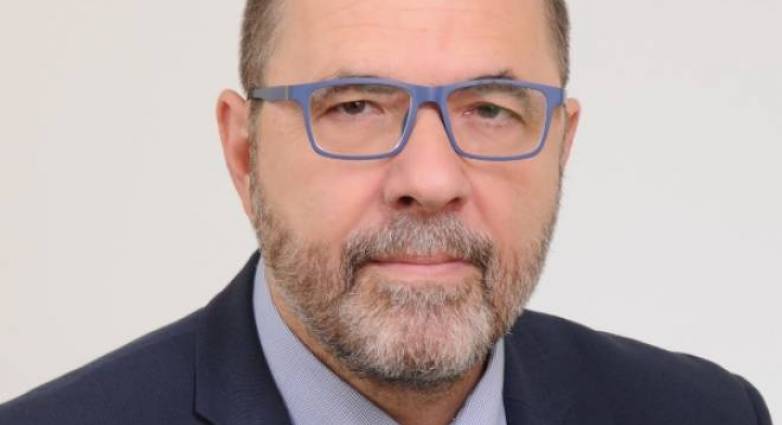 Χρυσοχοΐδης δεξιότερος του Δένδια