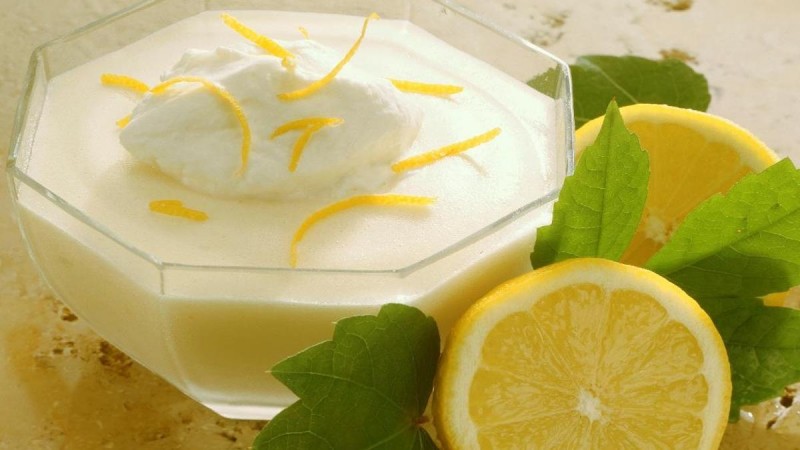 Επιδόρπιο γιαουρτιού με lime - Έτοιμο στο πι και φι