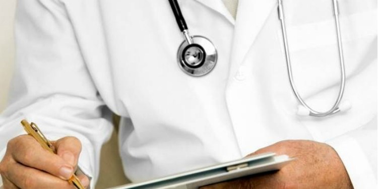 Ποιος γνωστός παιδίατρος της Πάτρας συνταξιοδοτήθηκε ΦΩΤΟ