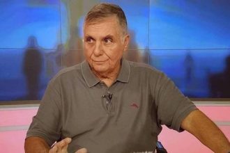 Γιώργος Τράγκας: Η ΑΑΔΕ ζητά από τη χήρα και τον γιο του το ποσό των 8,3 εκατ. ευρώ