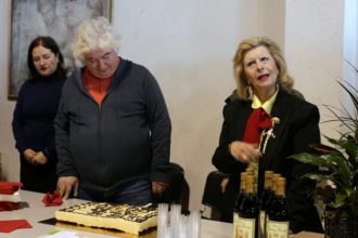 Πάτρα: Το ΔΗΠΕΘΕ έκοψε την Πρωτοχρονιάτικη πίτα του