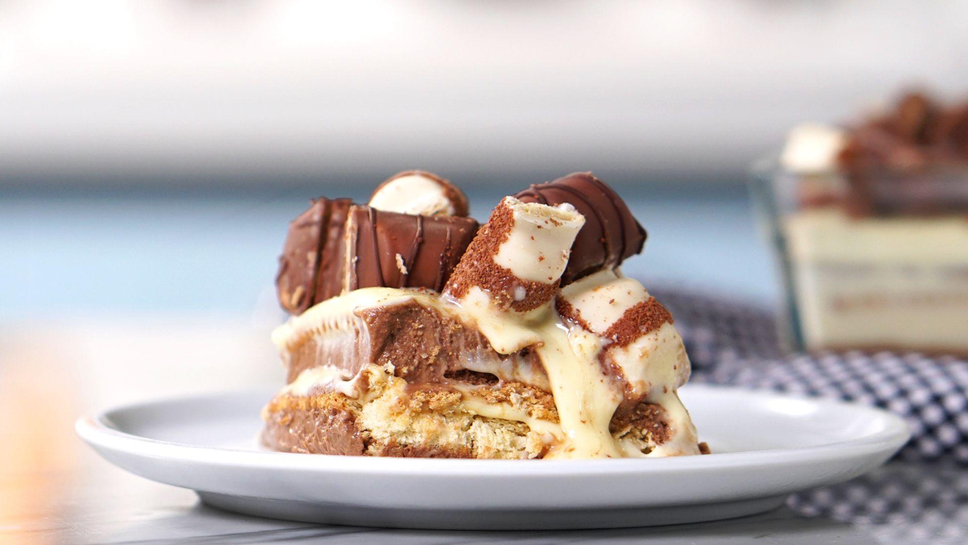 Λαχταριστό γλυκό ψυγείου με Bueno