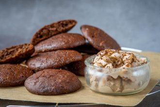 Παραδοσιακή αχαΐκή μπουγάτσα