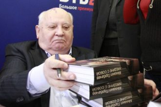 Γκορμπατσόφ: Εμαθε τι θα του έσερναν οι Ρώσοι όταν είχε ξανά… πεθάνει το 2013
