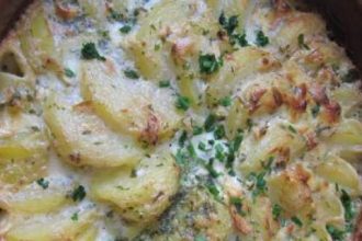 Πατάτες ογκρατέν με σκόρδο και αρωματικά