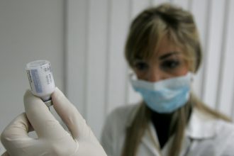 Γρίπη:Ιδιαίτερα επιθετική στις ηλικίες 45 με 55 ετών