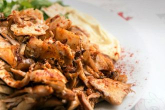 Ετοιμάστε σπιτικό γύρο κοτόπουλου