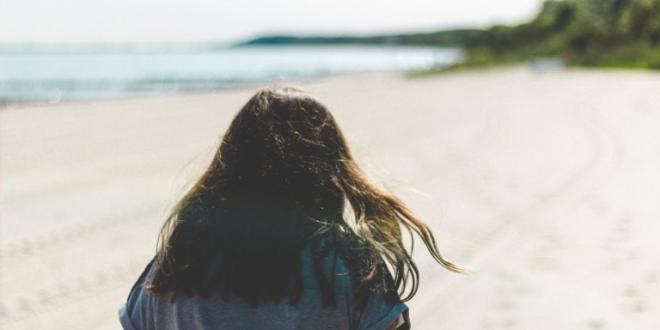 Oι τρόποι με τους οποίους εκπέμπεις αρνητική ενέργεια χωρίς να το αντιλαμβάνεσαι