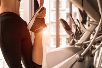 Πώς ο σύντροφός σας μπορεί να υποστηρίξει την προσπάθειά σας να χάσετε βάρος