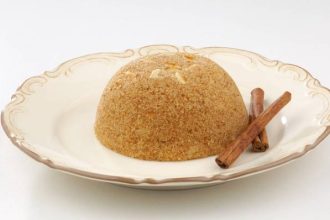 Η περίφημη συνταγή για χαλβά με στραγάλια