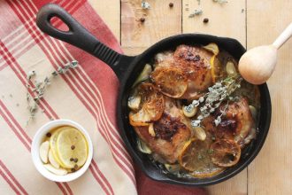 Μπουτάκια κοτόπουλο με σκόρδο και λεμόνι