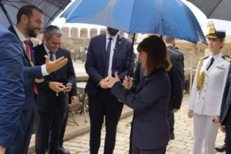 "Τα είπε" με την Πρόεδρο ο Περιφερειάρχης