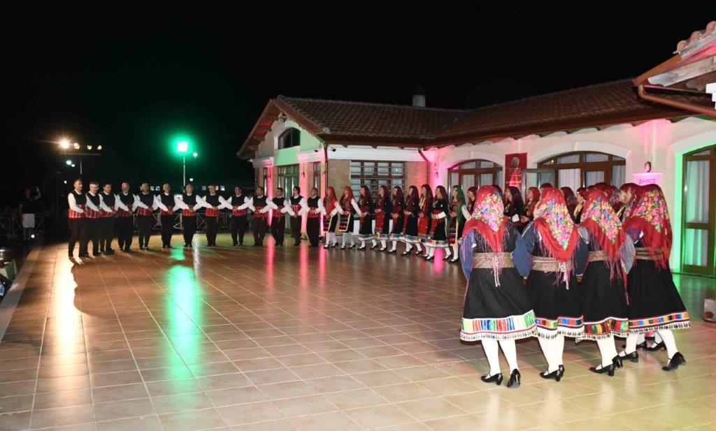 Δήμος Πατρέων: Στο Μπάλινγκεν της Γερμανίας 40μελής αντιπροσωπεία του Χορευτικού του Πολιτιστικού Οργανισμού