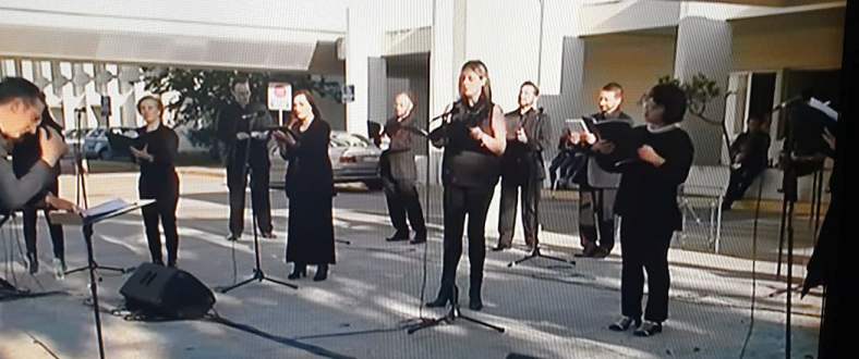 Νοσοκομείο Ρίου: "Μελωδικό ευχαριστώ" στο προσωπικό από τη Χορωδία της ΕΡΤ - Η συγκινητική στιγμή που ξεχώρισε - ΦΩΤΟ