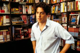 Δεν την ξεπέρασε ποτέ: Η ταινία που «τραυμάτισε» τον Χιου Γκραντ όταν ήταν παιδί