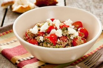 Σαλάτα με λαχανικά και πλιγούρι