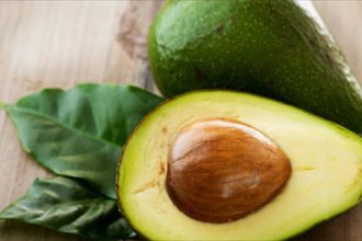 Το φρούτο που σου κόβει έως και 40% την όρεξη