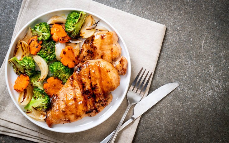 Πεντανόστιμο κοτόπουλο με σαφράν και λαχανικά