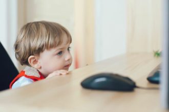 Αυτισμός - παιδιά: Το σημείο του προσώπου που αποκαλύπτει νωρίς τη διαταραχή