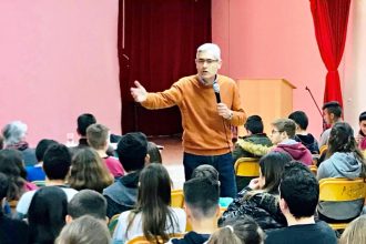 Ομιλία του Άγγελου Τσιγκρή στους μαθητές του 4ου Γυμνασίου της Πάτρας
