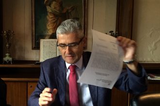 Η τρομοκρατία αντιμετωπίζεται μόνο με το κόψιμο του ομφάλιου λώρου της χρηματοδότησής της