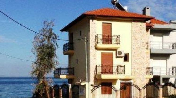 Αυτή είναι η βίλα του Ζόραν Ζάεφ στη Χαλκιδική - ΦΩΤΟ