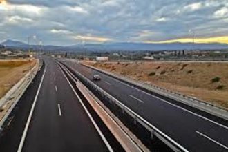 Εθνικής Οδού Αθηνών – Πατρών το ανάγνωσμα…Στο μυαλό όσων διέσχισαν τον περίφημο δρόμο κατά τη διάρκεια των γιορτών