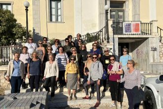 Ο Μορφωτικός Σύλλογος Κυριών Πάτρας περπάτησε στην Ανω Πόλη