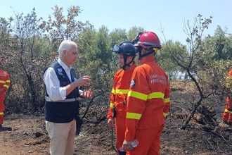 Επικοινωνία Ζαΐμη με το γραφείο του Κικίλια για τη φωτιά στα Βραχνέικα