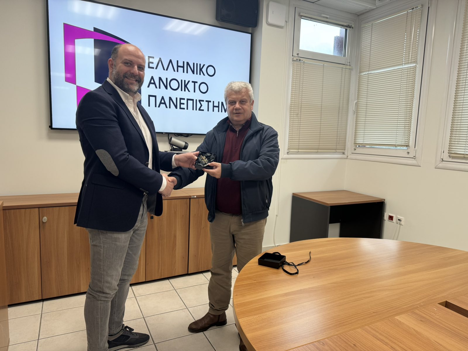 Βαγγέλης Καραχάλιος: Επίσκεψη στο Ελληνικό Ανοικτό Πανεπιστήμιο