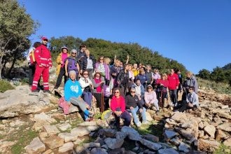 Το Πάρκο εκπαιδευτικών δράσεων του Δήμου Πατρέων γιόρτασε την ημέρα βουνού με πεζοπορία στο Πετρωτό