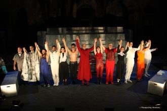 Το Όνειρο Καλοκαιρινής Νύχτας γέμισε το Αρχαίο Ωδείο