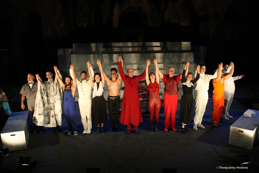 Το Όνειρο Καλοκαιρινής Νύχτας γέμισε το Αρχαίο Ωδείο