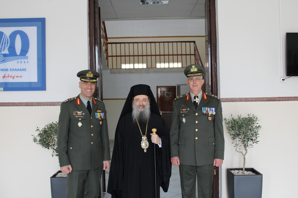 Ο Μητροπολίτης Πατρών στην αλλαγή Διοικητού στο ΚΕΤΧ